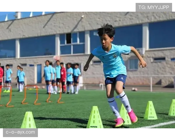 瓦伦西亚青训再创佳绩，被誉为未来足球明星的摇篮