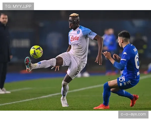 奥斯梅恩 vs 顶级中锋：世界第一中锋竞争路径解析